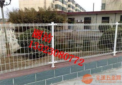 鐵絲護欄網(wǎng)的綜合介紹 用途、材質(zhì)與防盜功能